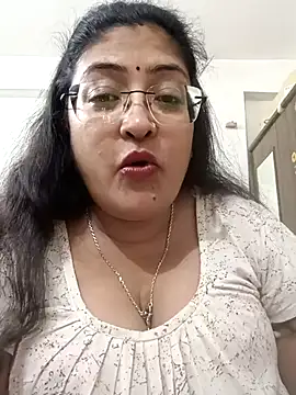 LAVERNIYA  online show from 1, 12, 2025