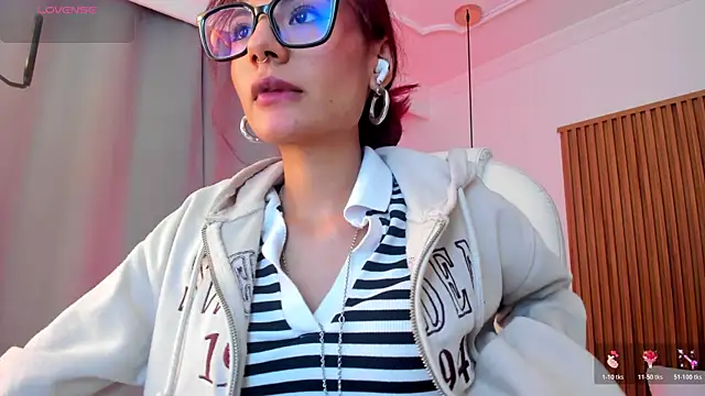 sophiecherry  online show from 21, 11, 2025