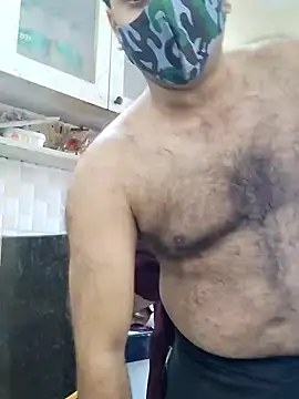 Snapshot of IND_COUPLE1 chatting on 15, 12, 2024 IND COUPLE1 online show from 15, 12, 2024