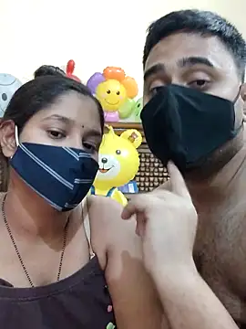 Snapshot of IND_COUPLE1 chatting on 22, 2, 2025 IND COUPLE1 online show from 22, 2, 2025