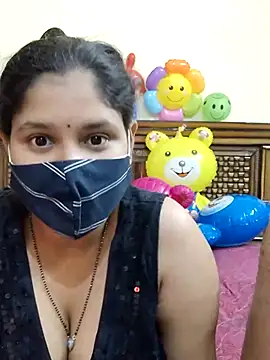 Snapshot of IND_COUPLE1 chatting on 23, 2, 2025 IND COUPLE1 online show from 23, 2, 2025