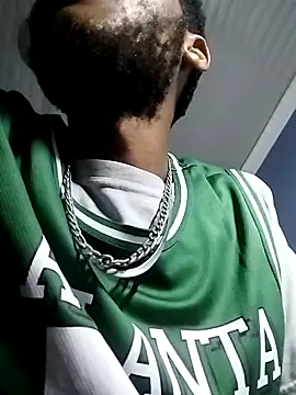 Snapshot of Dickey_sa chatting on 17, 12, 2025 Dickey sa online show from 17, 12, 2025