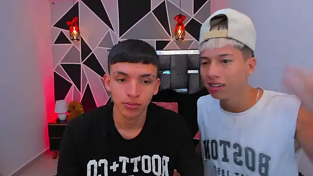 Snapshot of Juan_Nd_Steven chatting on 5, 5, 2026 Juan Nd Steven online show from 5, 5, 2026