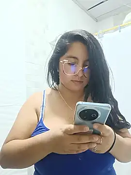  Angelinaandrade  online show from 12, 6, 2026