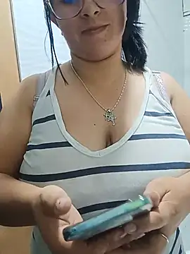  Angelinaandrade  online show from 9, 7, 2026
