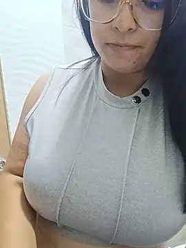  Angelinaandrade  online show from 14, 7, 2026