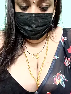 Snapshot of ashikaa_r chatting on 14, 1, 2025 ashikaa r online show from 14, 1, 2025