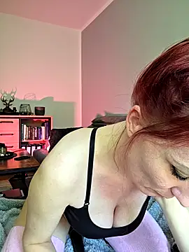 Snapshot of Nicky-Blue chatting on 21, 5, 2026 Nicky-Blue online show from 21, 5, 2026