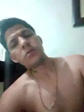 Snapshot of Alonsomadeira chatting on 6, 5, 2026 Alonsomadeira online show from 6, 5, 2026
