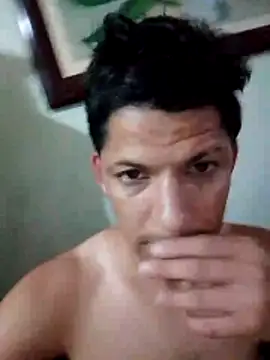 Snapshot of Alonsomadeira chatting on 21, 5, 2026 Alonsomadeira online show from 21, 5, 2026