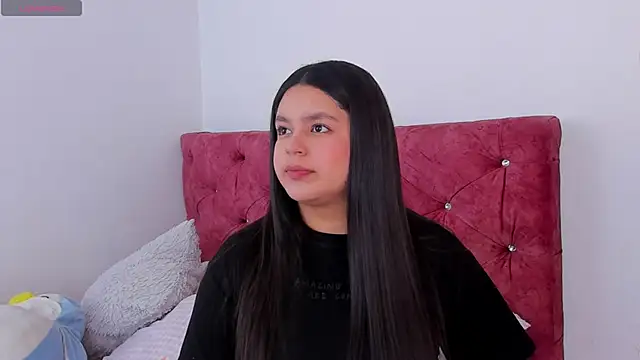 Snapshot of skyhotgirll chatting on 25, 4, 2026 skyhotgirll online show from 25, 4, 2026
