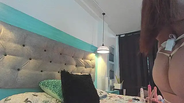 carofox89 online show from 11, 1, 2025