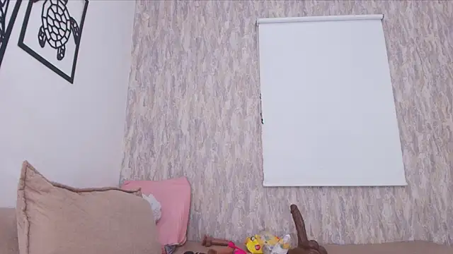 Snapshot of Brandhy_v chatting on 7, 10, 2025 Brandhy v online show from 7, 10, 2025