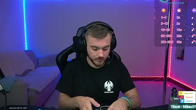 Mikev online show from 6, 3, 2025