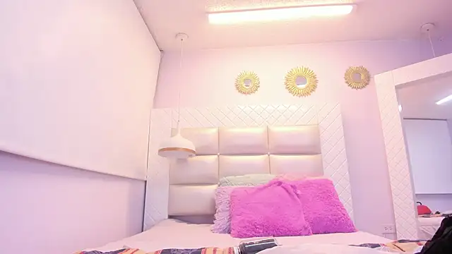 kaory azumi online show from 19, 1, 2026