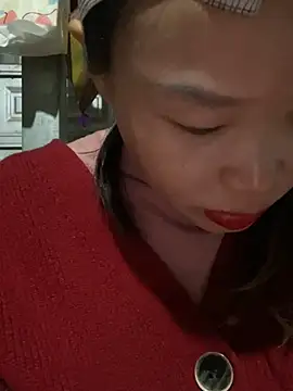 Snapshot of Laura8910 chatting on 25, 2, 2025 Laura8910 online show from 25, 2, 2025