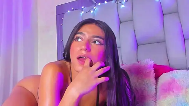 sophiieTaylor1 online show from 27, 2, 2025