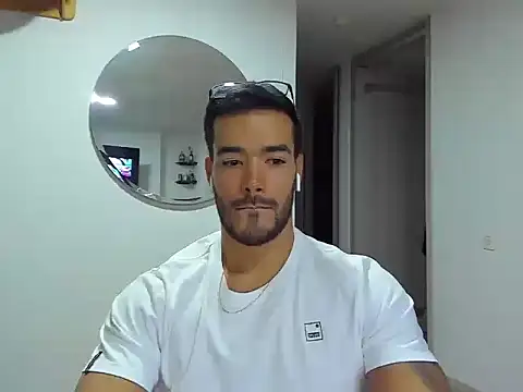 Snapshot of Alexander_Martines chatting on 19, 7, 2026 Alexander Martines online show from 19, 7, 2026