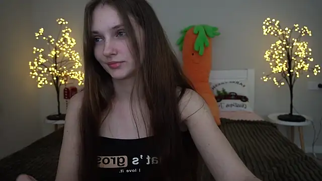 PamelaXX  online show from 1, 2, 2025