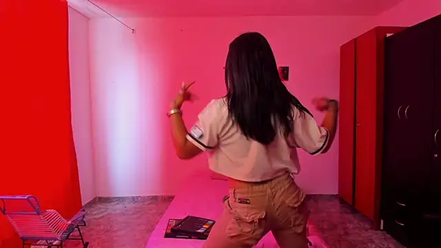 Snapshot of nicole_volkov chatting on 21, 2, 2025 nicole volkov online show from 21, 2, 2025