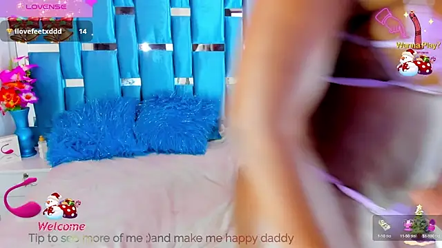 Snapshot of alicebennet_01 chatting on 28, 12, 2024 alicebennet 01 online show from 28, 12, 2024