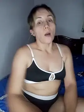 Snapshot of Isabel23zr chatting on 18, 1, 2025 Isabel23zr online show from 18, 1, 2025