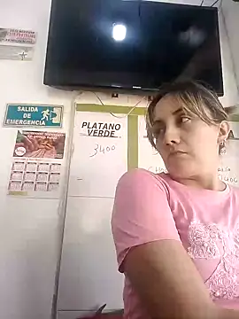 Snapshot of Isabel23zr chatting on 27, 1, 2025 Isabel23zr online show from 27, 1, 2025