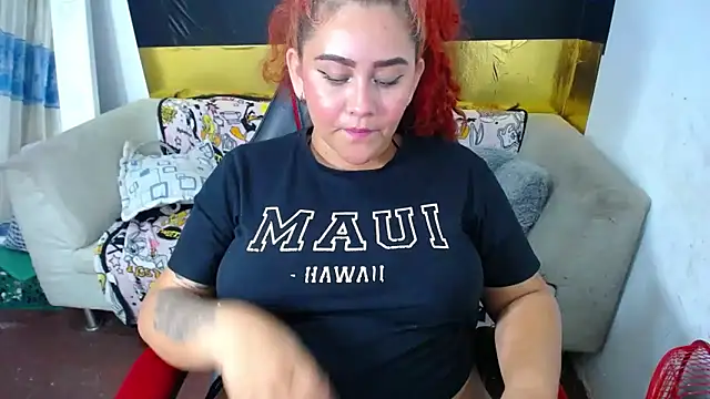 Snapshot of loly_bigbooty4u chatting on 17, 9, 2025 loly bigbooty4u online show from 17, 9, 2025