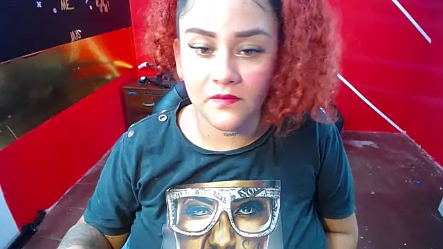 Snapshot of loly_bigbooty4u chatting on 13, 11, 2025 loly bigbooty4u online show from 13, 11, 2025