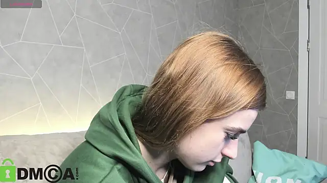 Stacey Brown online show from 22, 12, 2025