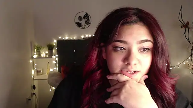 Snapshot of KathyGonzalez chatting on 13, 1, 2025 KathyGonzalez online show from 13, 1, 2025