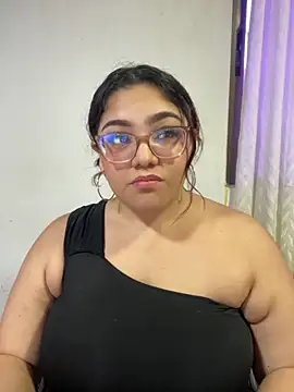 Snapshot of KathyGonzalez chatting on 9, 9, 2025 KathyGonzalez online show from 9, 9, 2025