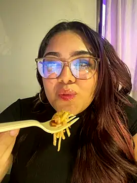 Snapshot of KathyGonzalez chatting on 10, 9, 2025 KathyGonzalez online show from 10, 9, 2025