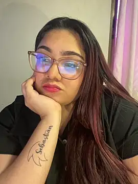 Snapshot of KathyGonzalez chatting on 11, 9, 2025 KathyGonzalez online show from 11, 9, 2025