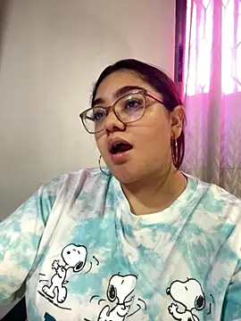 Snapshot of KathyGonzalez chatting on 1, 10, 2025 KathyGonzalez online show from 1, 10, 2025