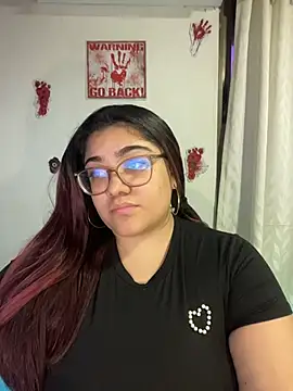 Snapshot of KathyGonzalez chatting on 29, 10, 2025 KathyGonzalez online show from 29, 10, 2025