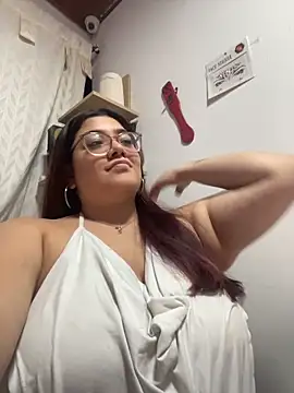 Snapshot of KathyGonzalez chatting on 2, 11, 2025 KathyGonzalez online show from 2, 11, 2025