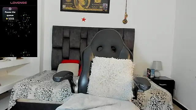 MattRodriguez9 online show from 6, 10, 2025