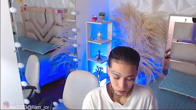 Jonesliam23 online show from 20, 11, 2025