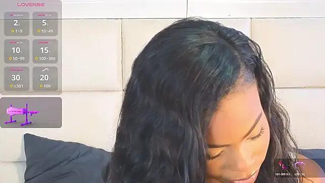 adaraSmiith online show from 9, 3, 2026