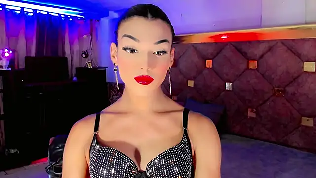 the-horus-girl online show from 9, 10, 2025