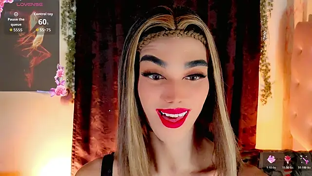 Snapshot of the-horus-girl chatting on 7, 7, 2026 the-horus-girl online show from 7, 7, 2026