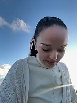 Vanesskaa online show from 24, 9, 2025