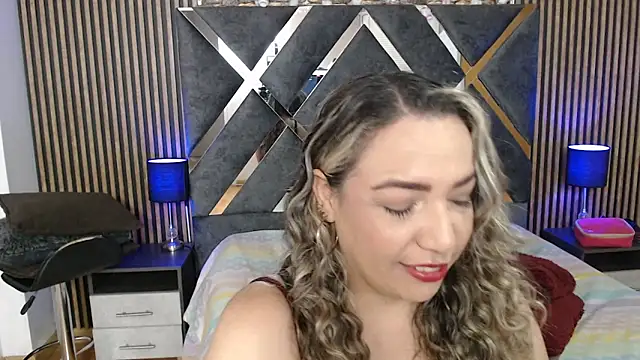 Snapshot of marie_hss chatting on 18, 6, 2026 marie hss online show from 18, 6, 2026