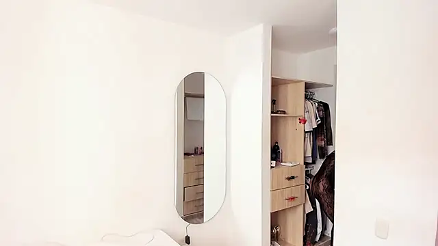 rose scottt online show from 29, 11, 2025