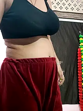 Snapshot of Bittu-rani chatting on 5, 1, 2025 Bittu-rani online show from 5, 1, 2025