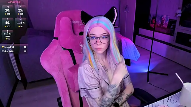 Snapshot of The_love_project chatting on 18, 10, 2025 The love project online show from 18, 10, 2025