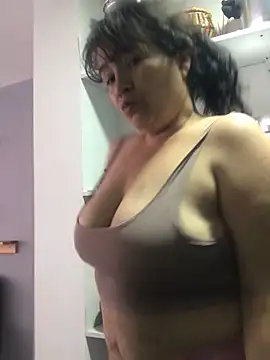 Snapshot of Sweeetness_Milf chatting on 19, 12, 2024 Sweeetness Milf online show from 19, 12, 2024