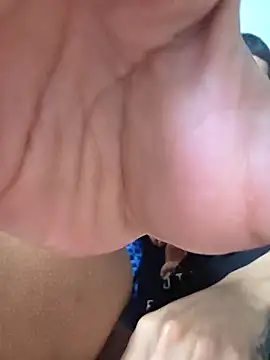 Yoko0381 online show from 29, 9, 2025