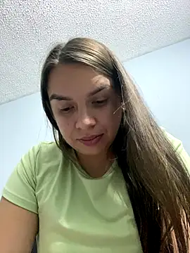 Snapshot of Nathaly00_ chatting on 28, 9, 2025 Nathaly00 online show from 28, 9, 2025